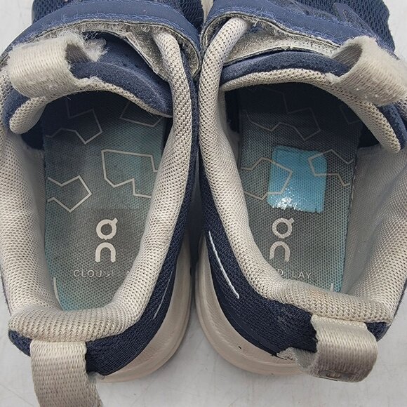 On Cloud Cloudplay Kids 1K Blue Athletic Sneakers School Casual Walking Out - Picture 6 of 13